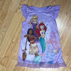 Disney princess size 4T nightgown
